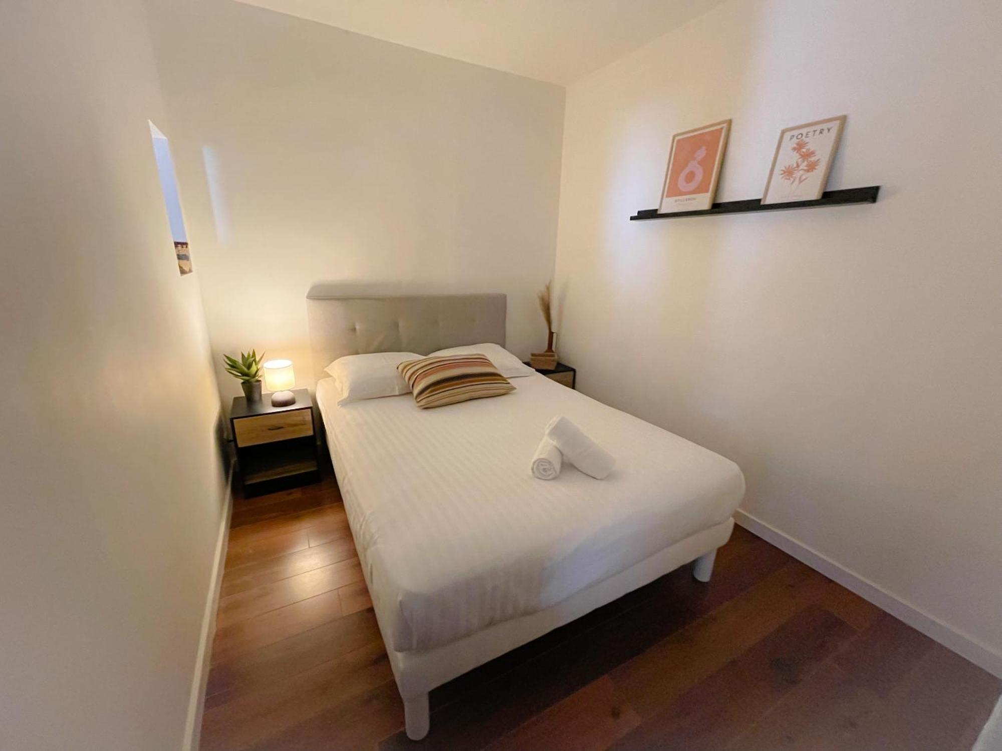 L'Ecureuil Apartment Calais Luaran gambar